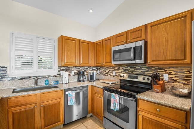Building Photo - 73-1311 Nawahie Loop