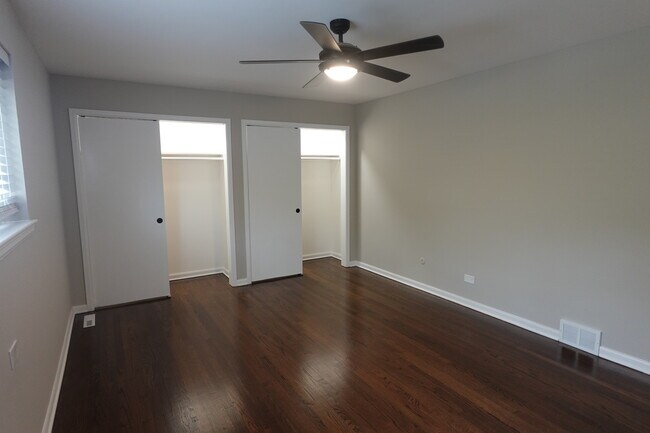Building Photo - 1420 Shermer Rd