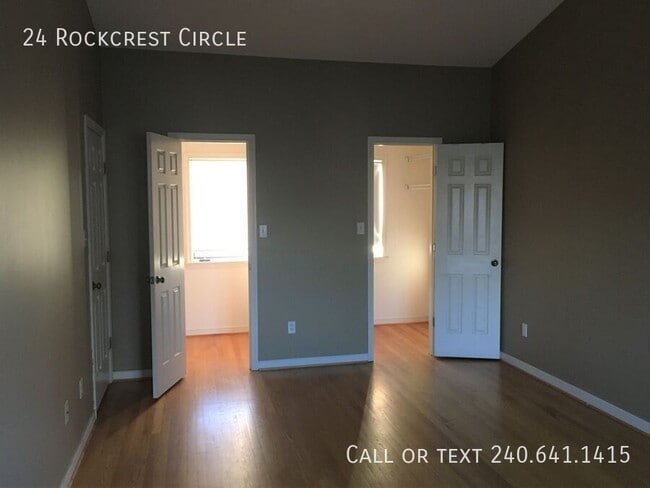 Building Photo - 24 Rockcrest Cir