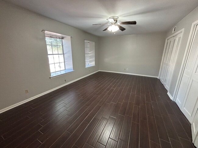 Building Photo - CONDO WITH ALL BILLS PAID