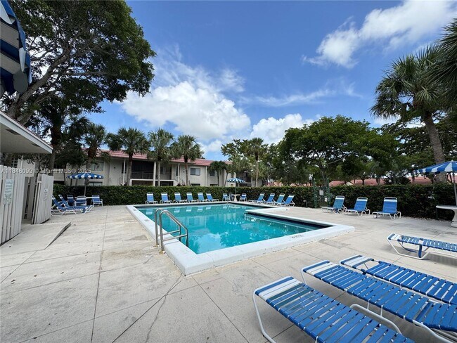 Building Photo - 16215 Saddle Club Rd