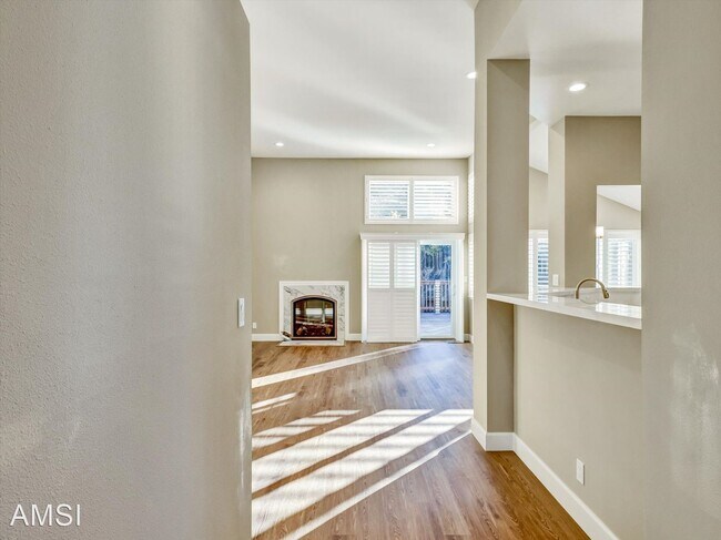 Building Photo - 4 br, 2 bath House - 1101 Rock Creek Way