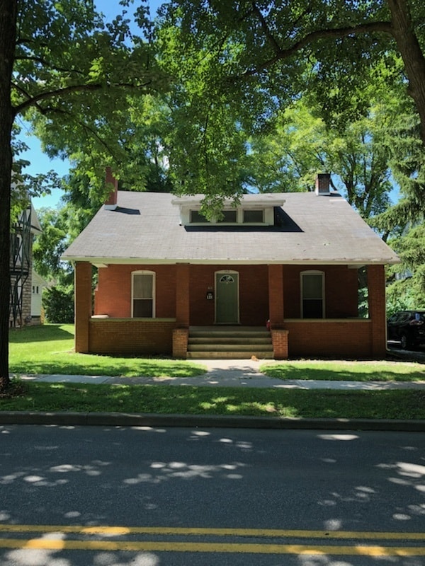 Primary Photo - House on E. Park Avenue -- Available 2026-...