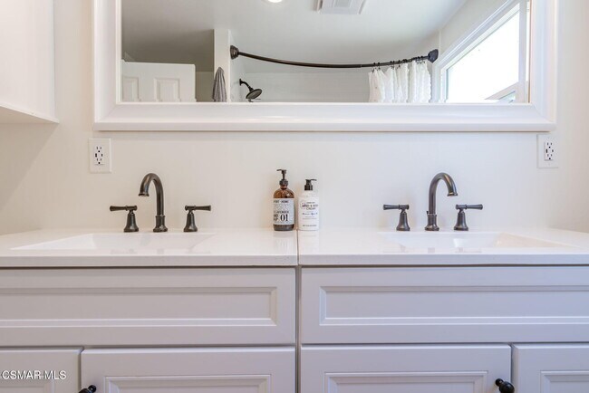 Building Photo - 4310 Eve Rd