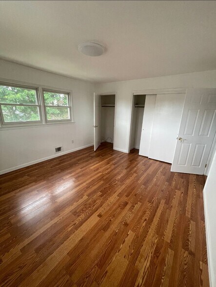 Building Photo - 588 McKinley St