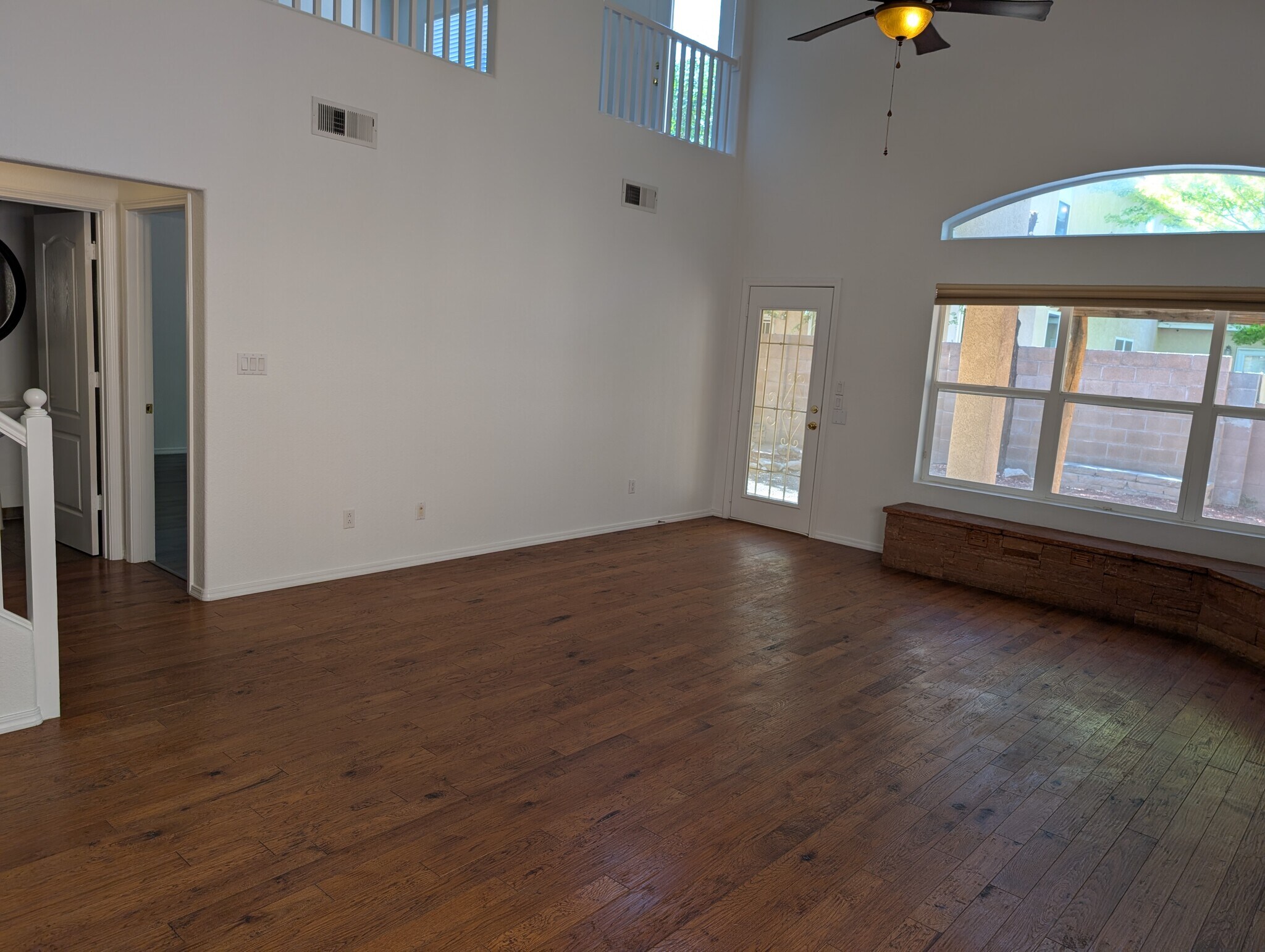 Building Photo - 7312 Desert Eagle Rd NE