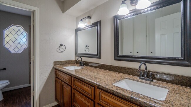 Building Photo - 5507 Slashwood Ln