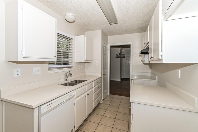 Building Photo - 1473 Beaver Trail Dr