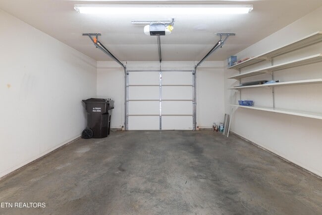 Building Photo - 8613 Little Field Way