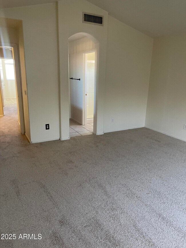 Building Photo - 1381 W Pelican Ct