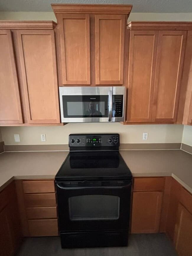 Building Photo - 4/2/2 In Sterling Hills