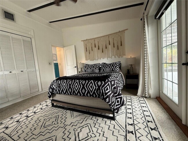 Building Photo - 2524 Key Largo Ln