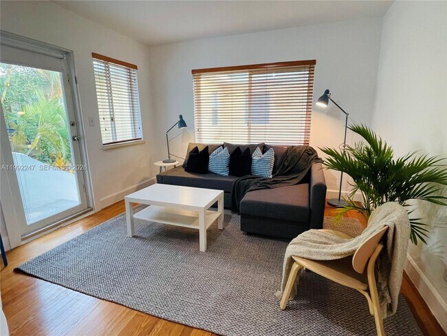 Building Photo - 8036 Harding Ave