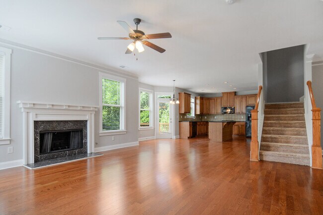 Building Photo - 2056 Hatteras Wy