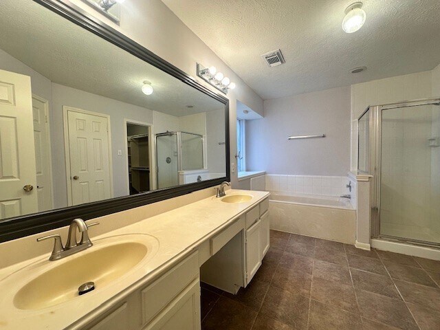 Building Photo - 9611 Territory Ln