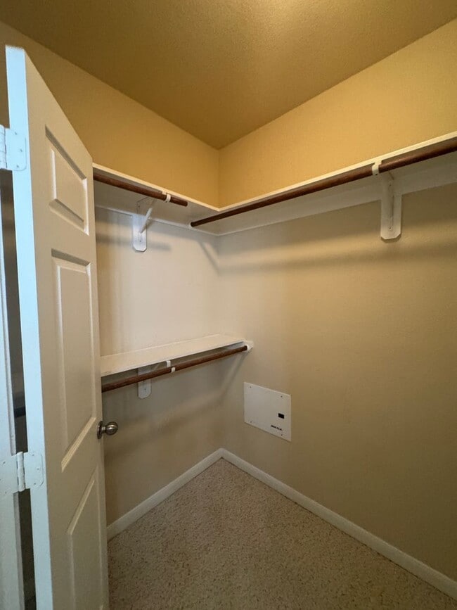 Building Photo - GREAT LOCATION NEAR MEDICAL & USAA | 3 BED...