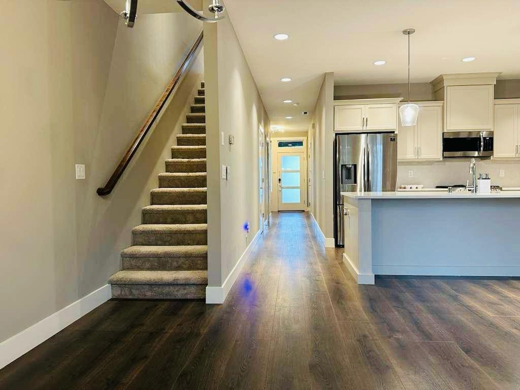 Building Photo - 11805 NE 108th St