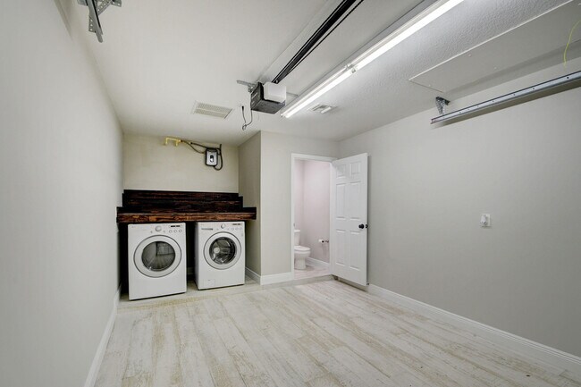 Building Photo - 1425 N Federal Hwy