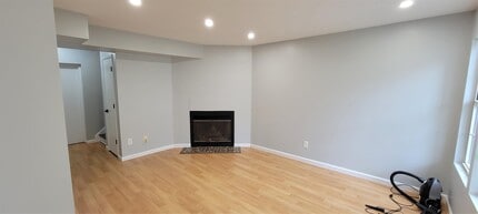 Building Photo - 4608 Whispering Hills Dr