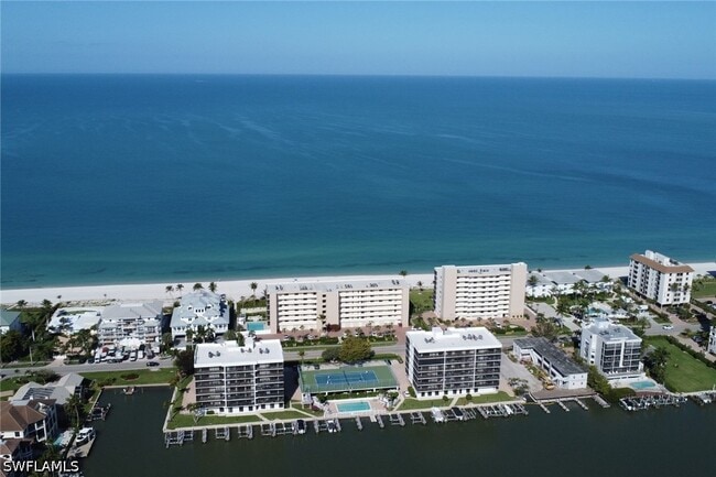 Building Photo - 10475 Gulf Shore Dr
