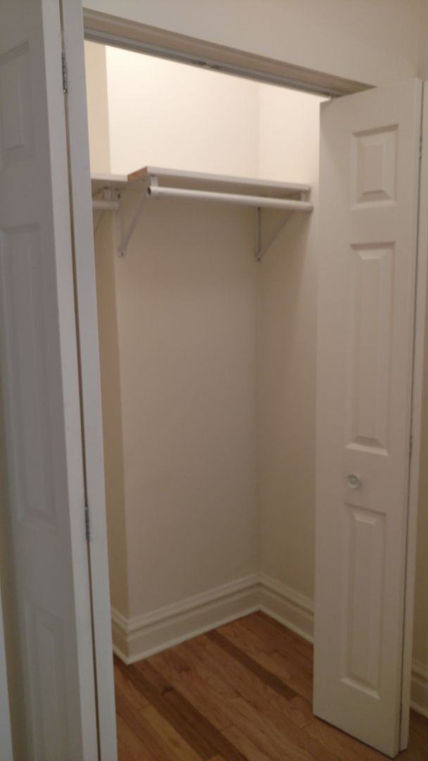 Building Photo - Cutest Apartment Ever - Horner Park (Montr...