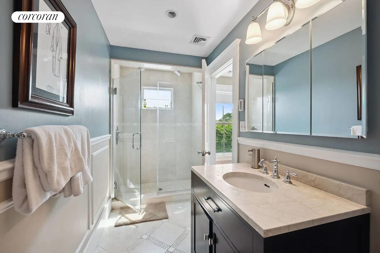 Building Photo - 205 B Windmill Ln