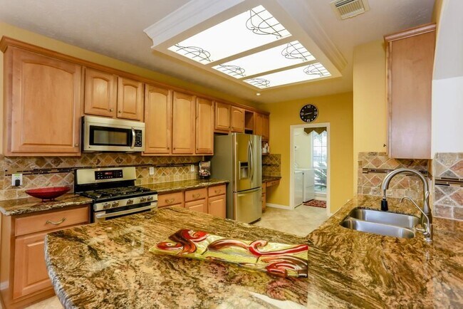 Building Photo - 1534 Brookstone Ln