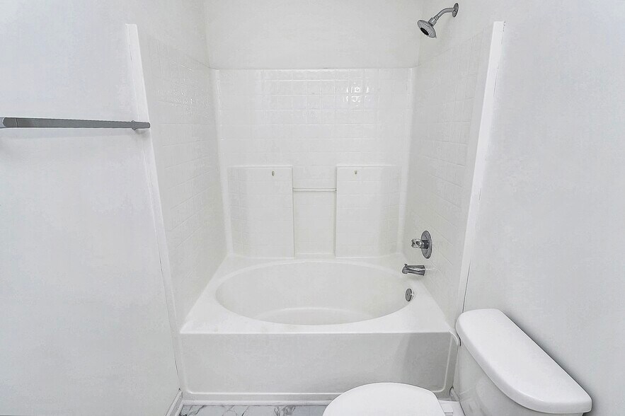 Second Bathroom - 35 McCurdy St NW