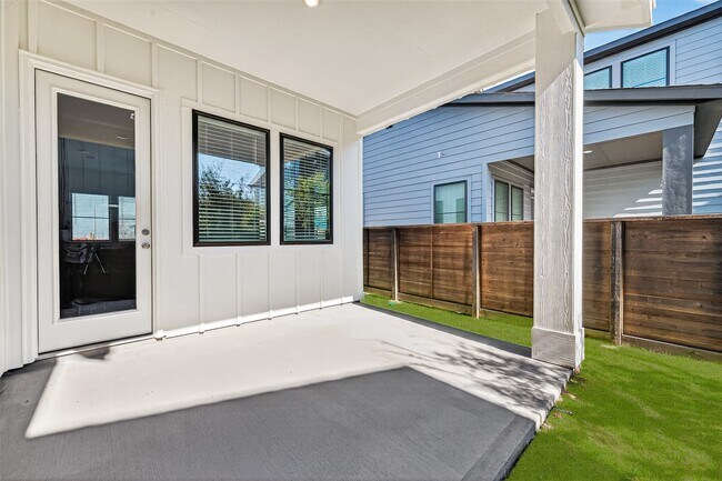 Building Photo - 3216 Loam Ln