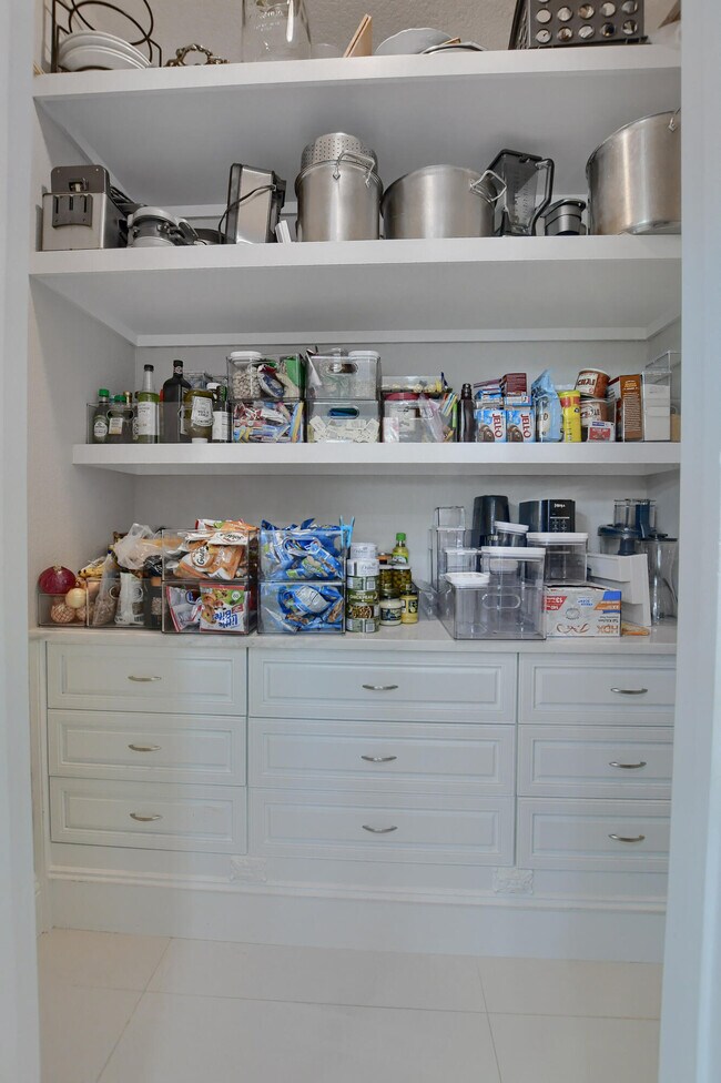 Building Photo - 19211 N Creekshore Ct