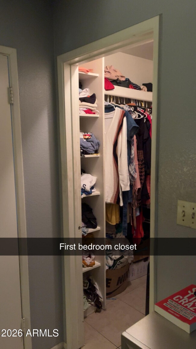 Building Photo - 9001 W Elm St