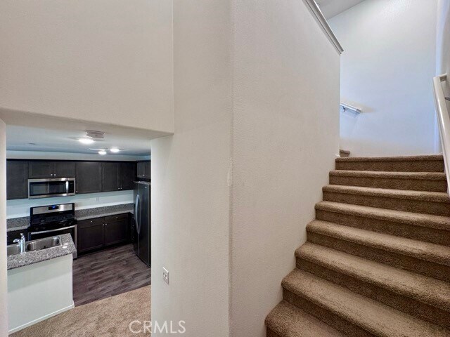 Building Photo - 28385 Oriole Way