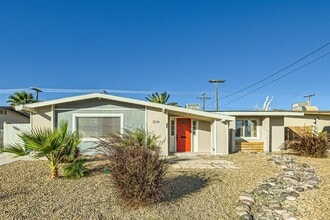 Building Photo - STUNNINGLY REMODELED Single Story Home with Pool in Twin Lakes Neighborhood