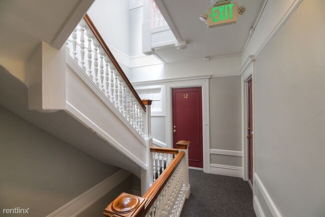 Building Photo - 2360 Van Ness Ave