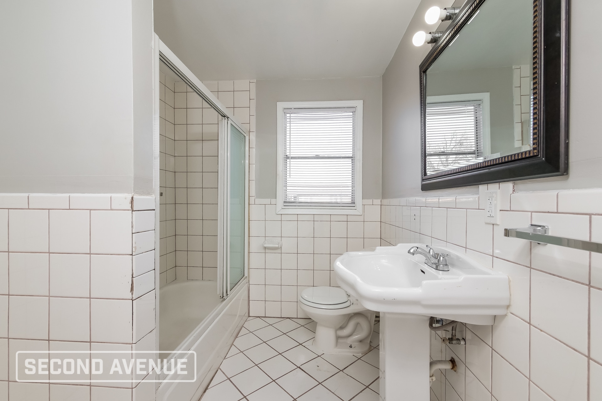 Building Photo - 3100 SW 45th St