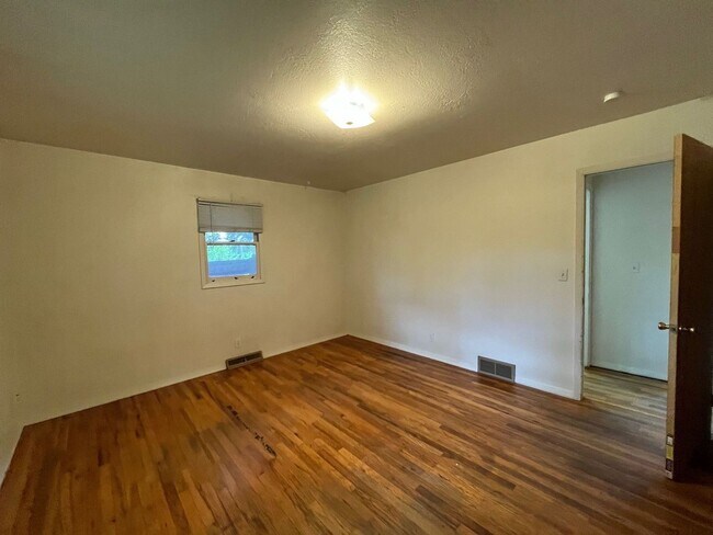 Building Photo - Great Home in Central Fort Collins