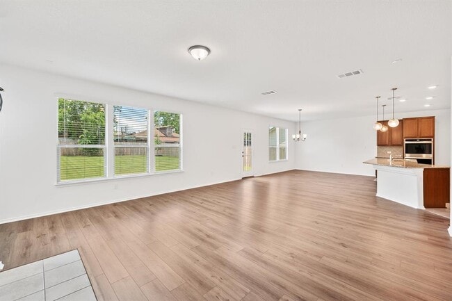 Building Photo - 210 McGinnis Trl