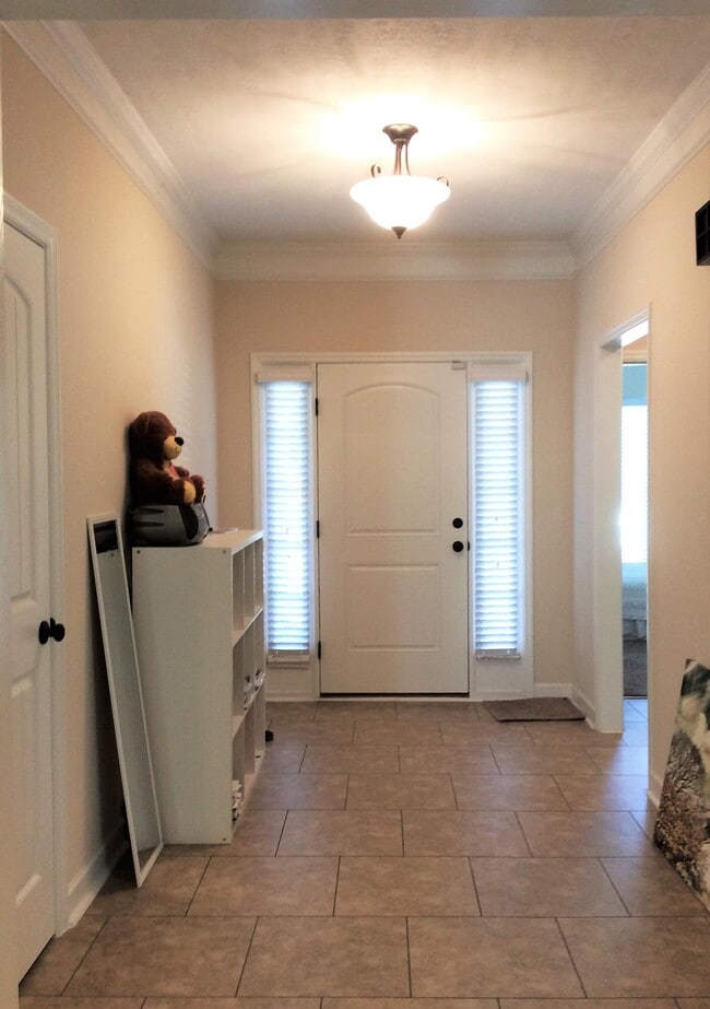 Building Photo - 3020 Ashley Lp