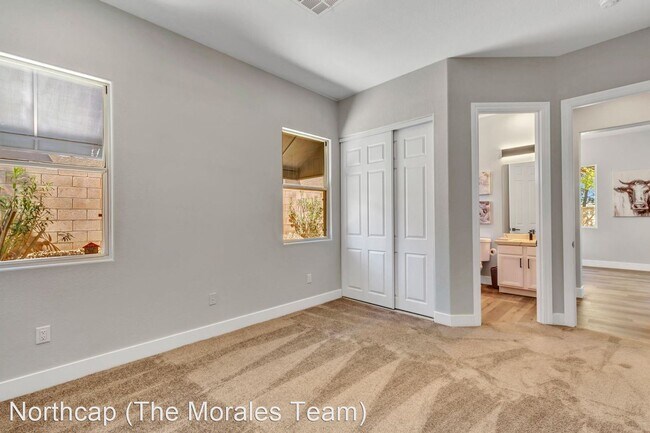 Building Photo - 6 br, 4.5 bath House - 8038 Dark Hollow Place