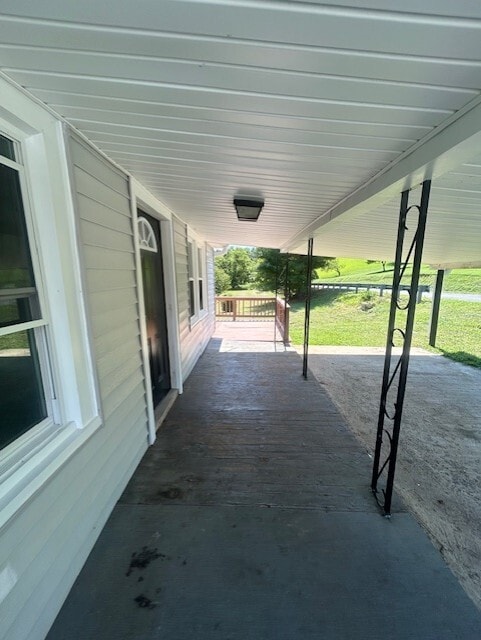Building Photo - 858 Old Beaver Creek Rd