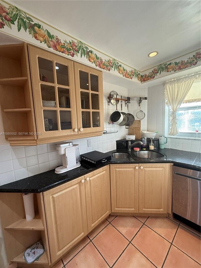 Building Photo - 1480 Euclid Ave