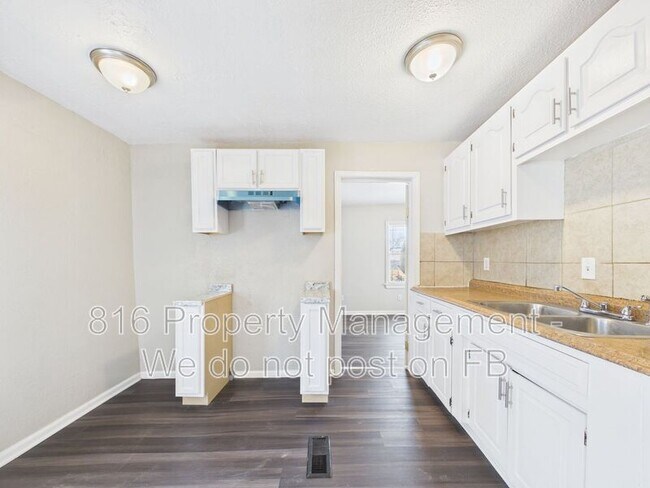 Building Photo - 5710 Askew Ave