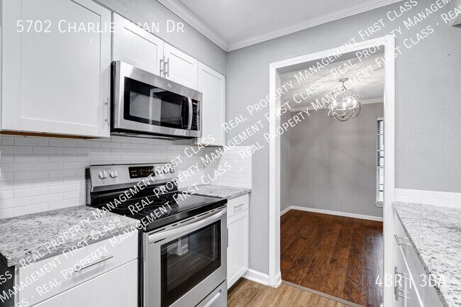 Building Photo - 5702 Charlie Chan Dr