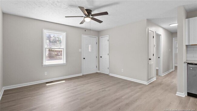 Building Photo - 3610 Yorktown Rd