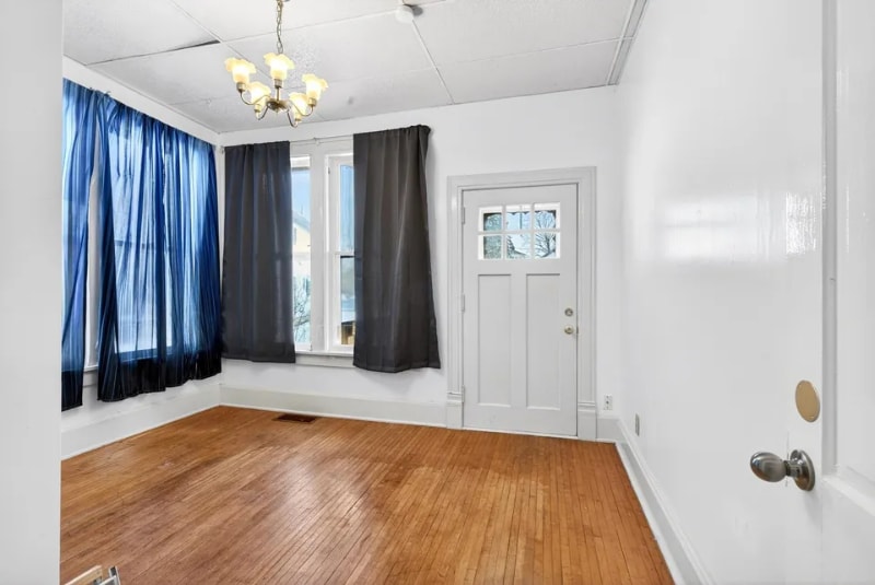 Building Photo - 328 E Fond du Lac St