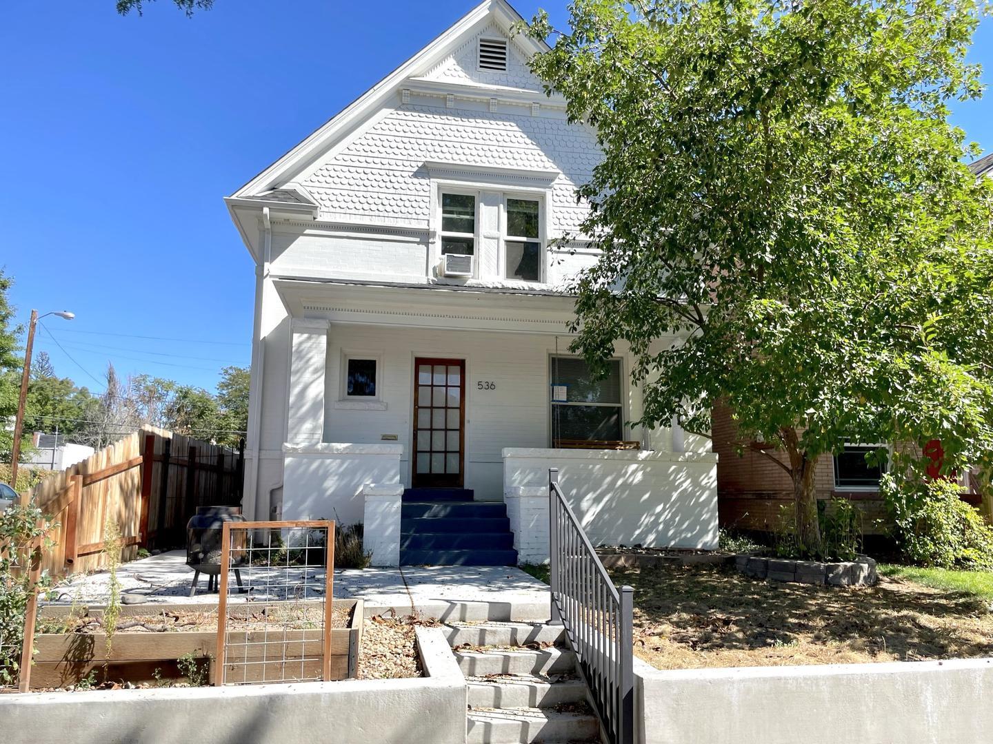 Building Photo - Spacious & light-filled Governors' Park home near Cherry Creek Trail