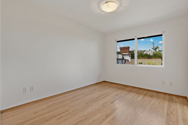 Building Photo - Expansive View of San Diego Bay! Double Ca...