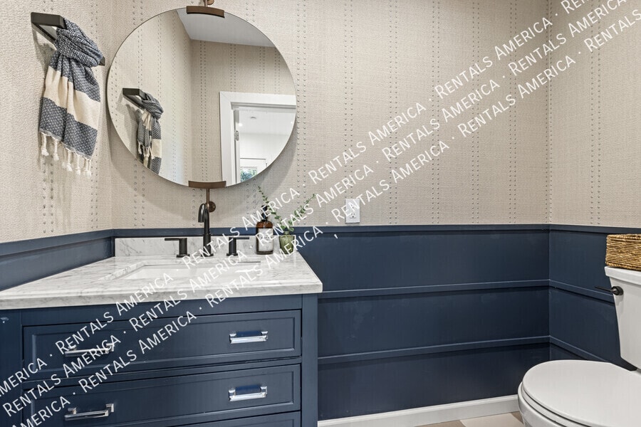 Building Photo - 7007 N Vía De Manana