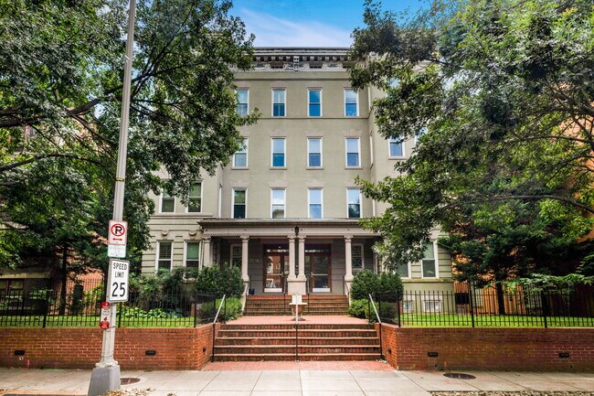Building Photo - 1324 Euclid St NW
