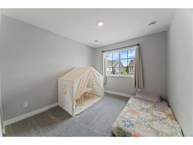 Building Photo - 17090 Dysart Pl